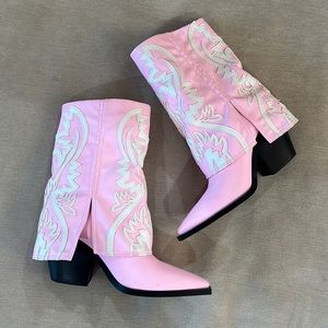 Pink Cowgirl Boots!
